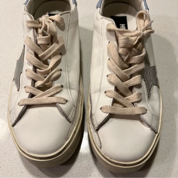 Golden Goose | Hi Star with metallic leather star and powder-blue heel tab - Picture 8 of 11